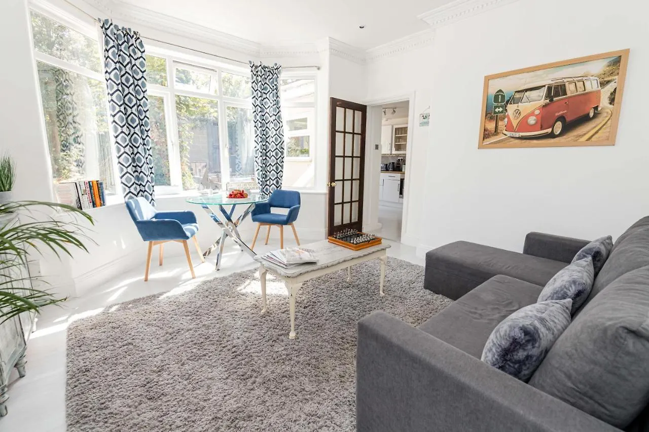 Queens Park Views By Grandeur Property 伯恩茅斯 0*,  英国